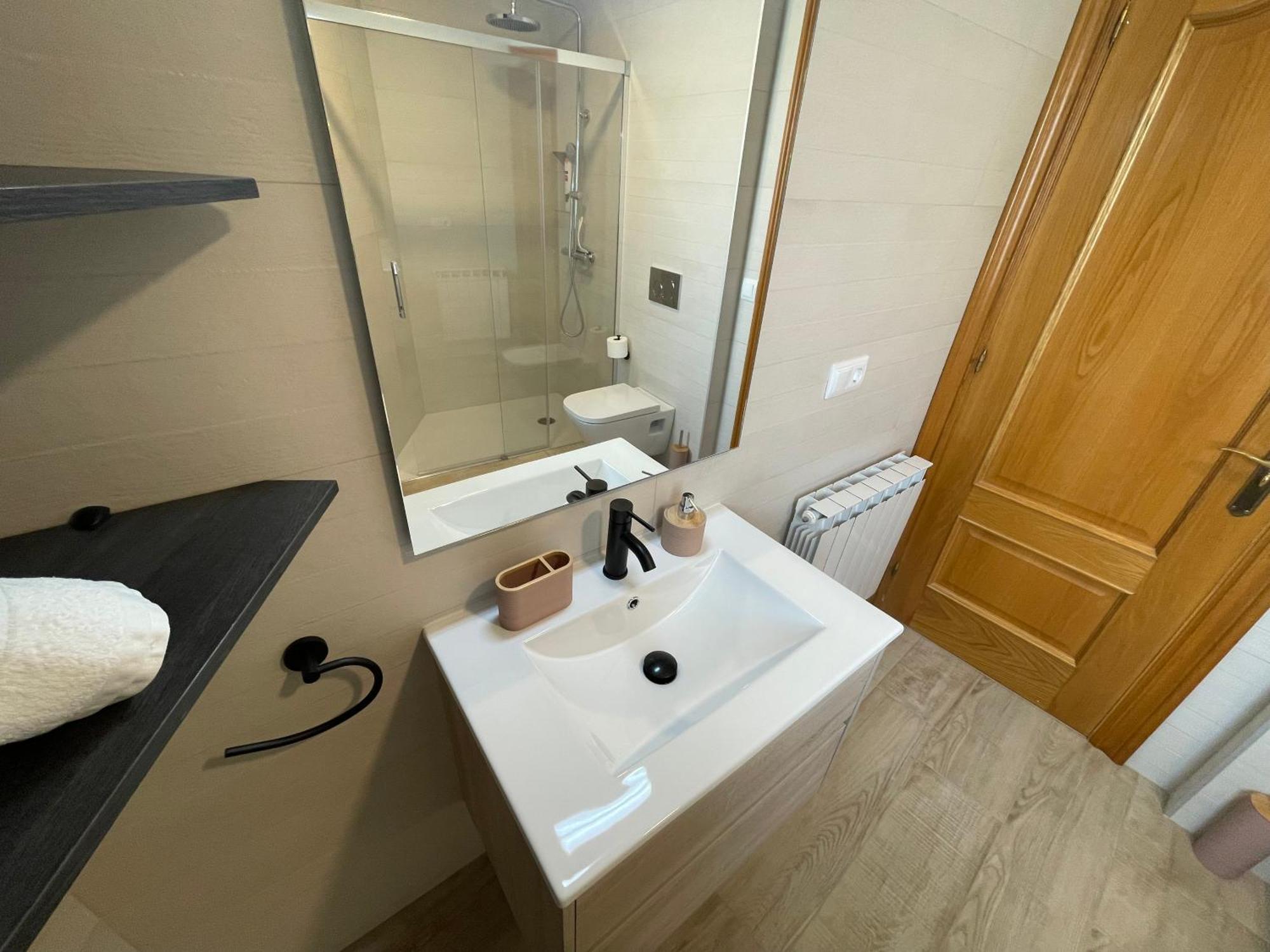 Apartamentos Montejurra Ayegui Екстериор снимка