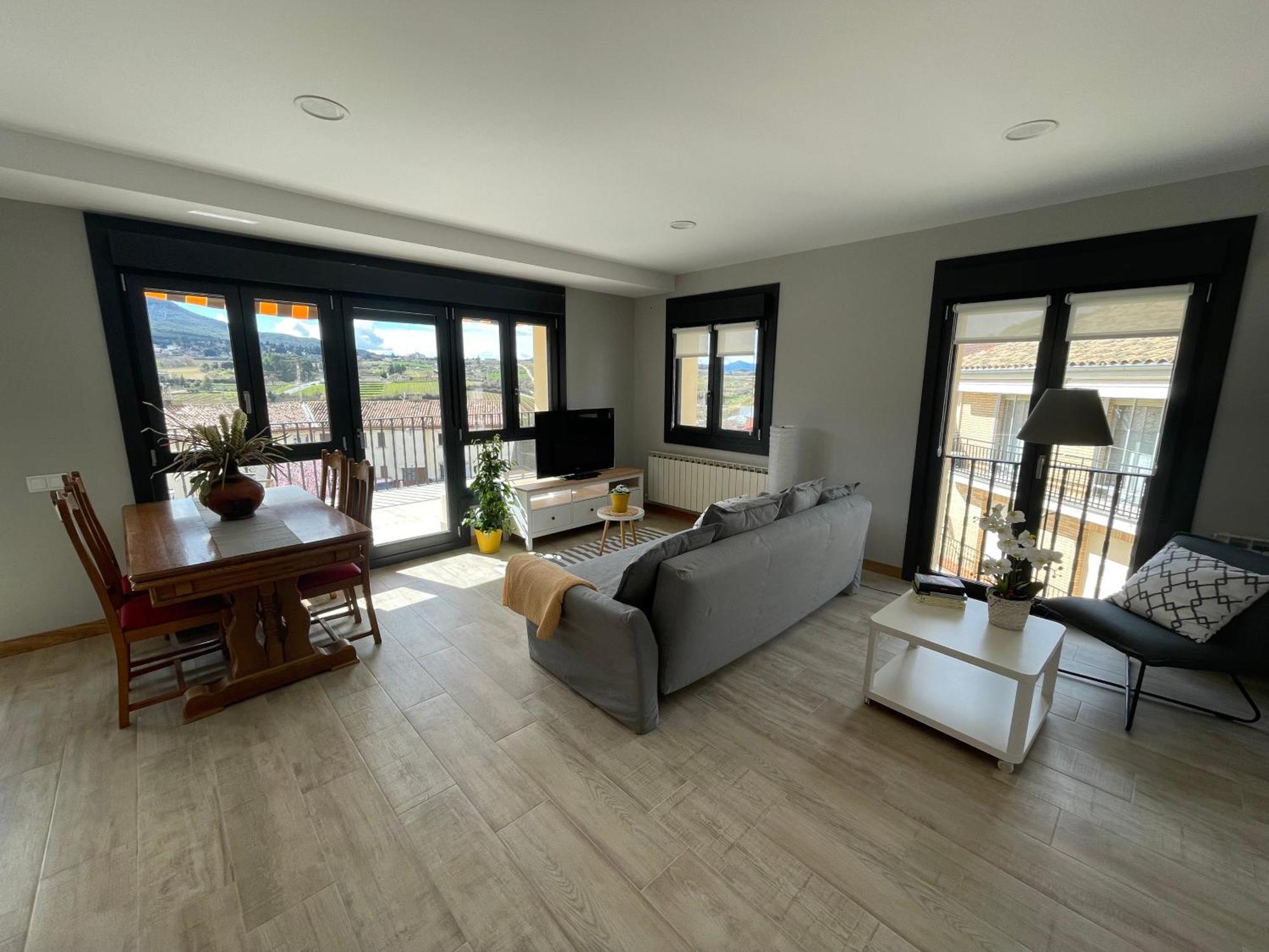 Apartamentos Montejurra Ayegui Екстериор снимка