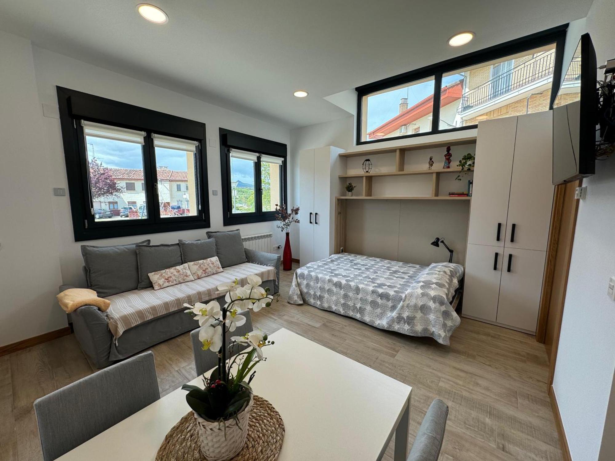 Apartamentos Montejurra Ayegui Екстериор снимка