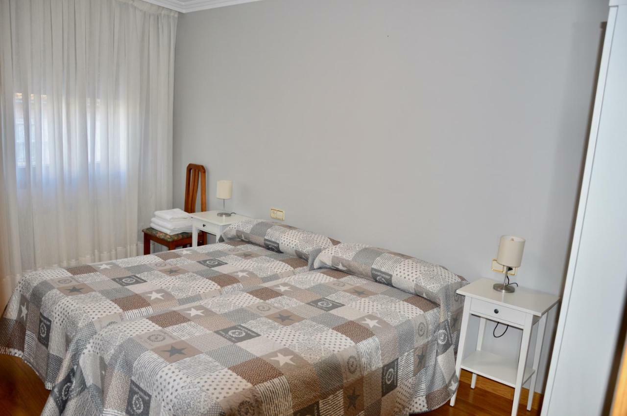 Apartamentos Montejurra Ayegui Екстериор снимка